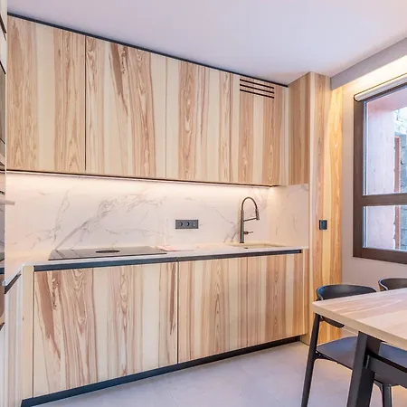 Chic 4* Avec Spa, Parking, Wifi Et Terrasse - Fr-1-352-86 Appartamento *